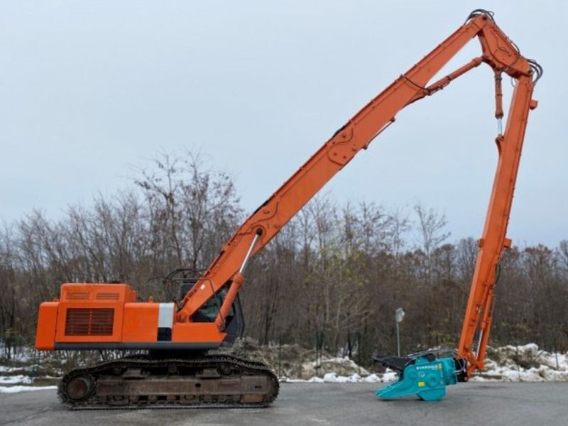 Factors Influencing Material Choice in Hydraulic Cylinders
