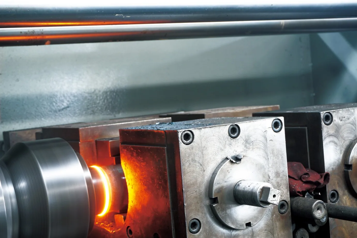 HCIC Hydraulic Cylinders:4Core Types and Custom Solutions