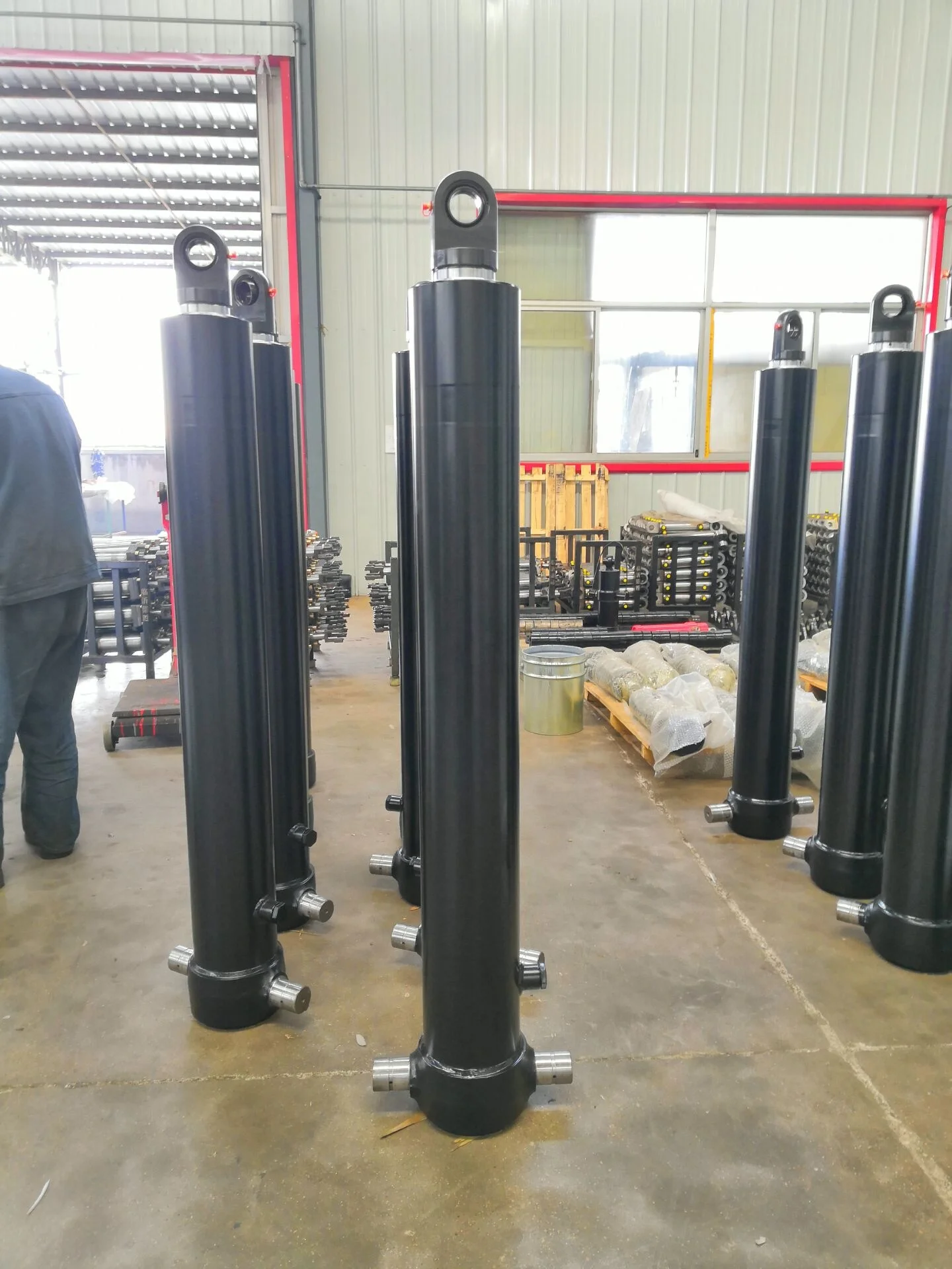 hydraulic cylinders