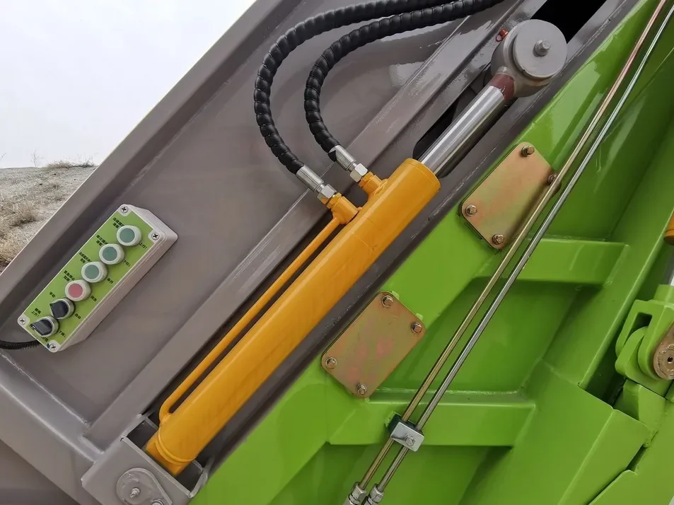 hydraulic cylinder